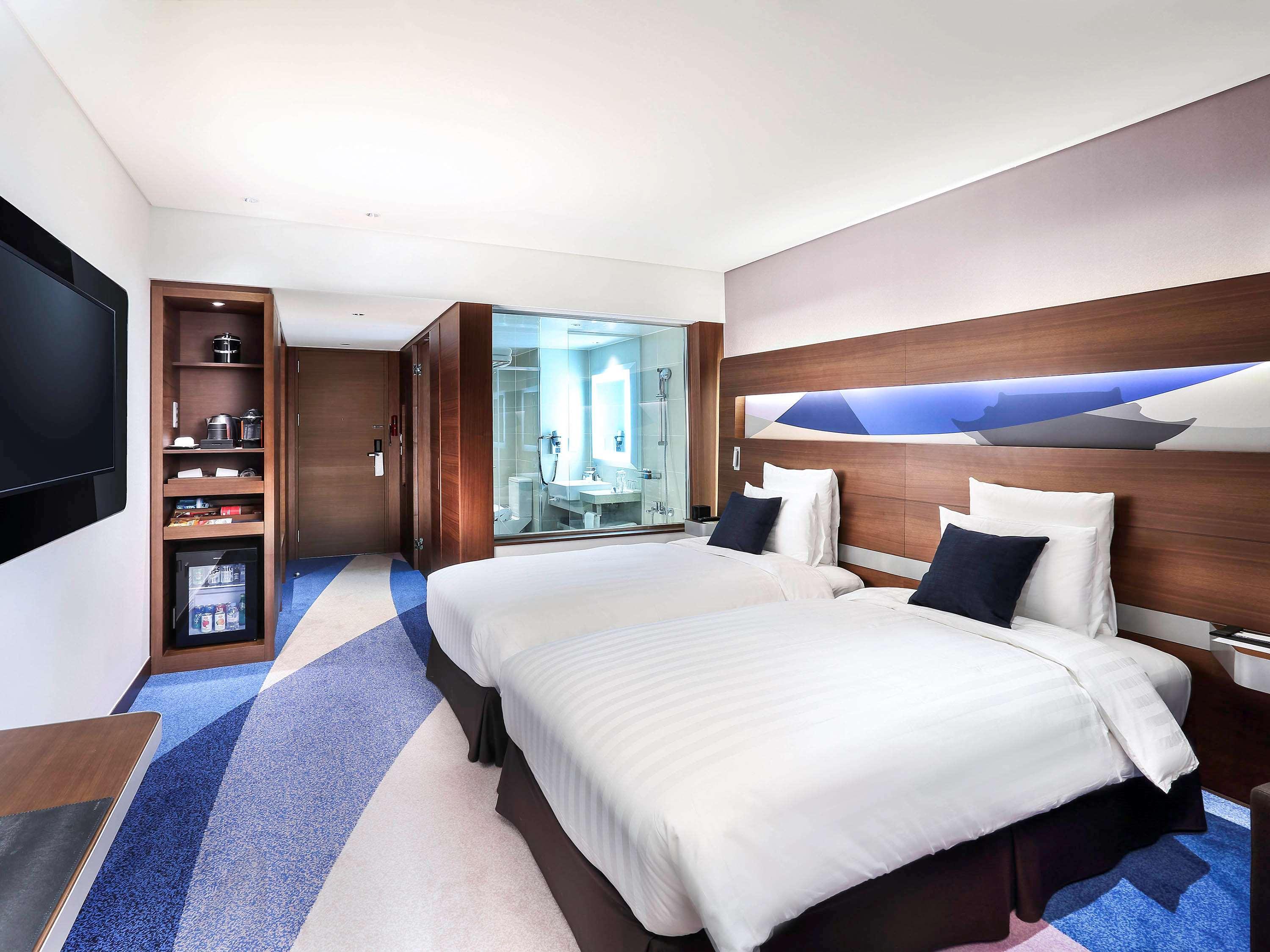 Novotel Ambassador Suwon Exterior photo