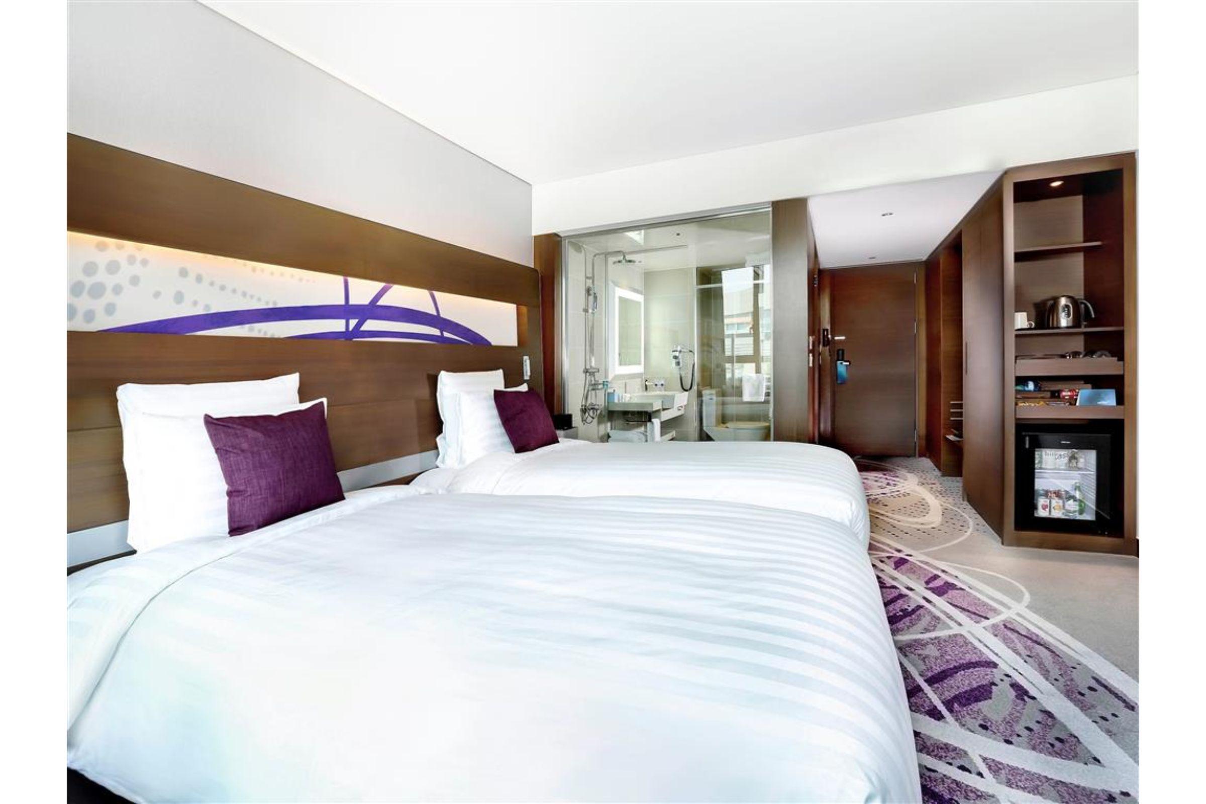 Novotel Ambassador Suwon Exterior photo